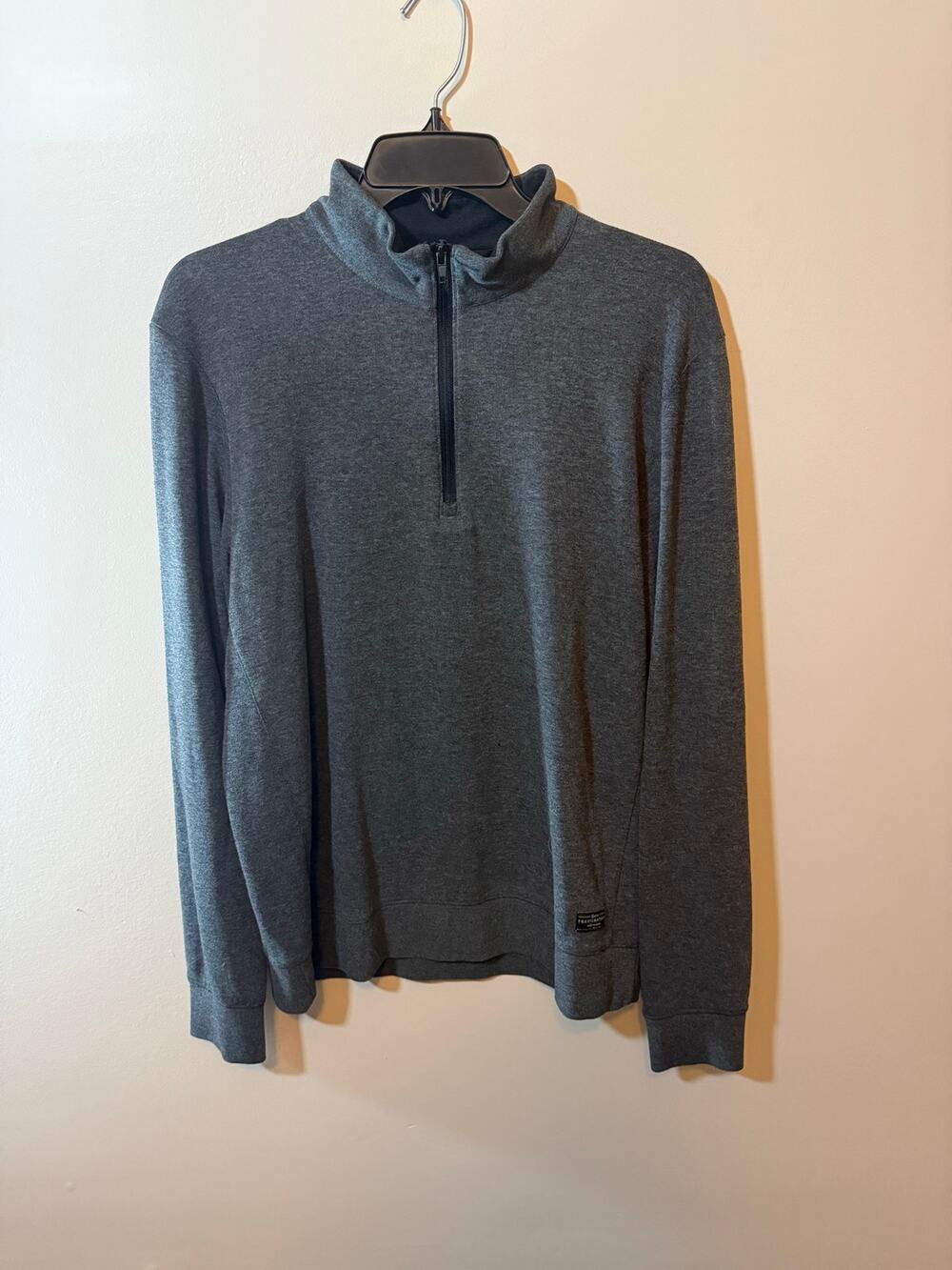 Men’s M Gray Travis Mathew Activewear Casual Golfing Quarter Zip Pullover